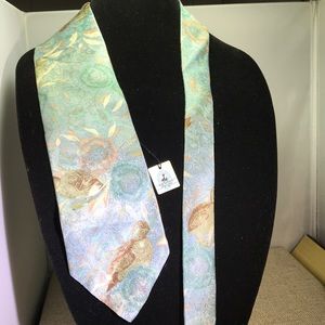 Pure Irish Linen Virtute Et Valore Tie